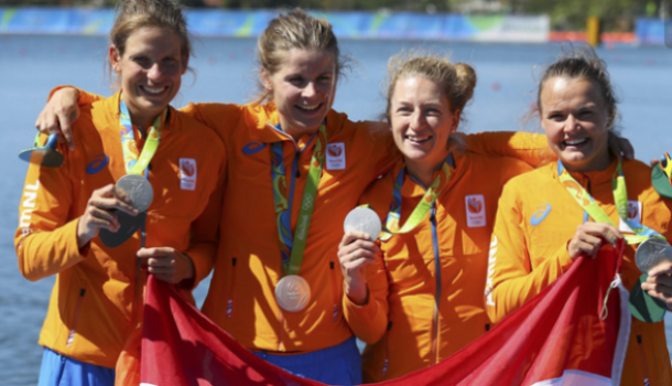 Carline Bouw stopt per direct met roeien